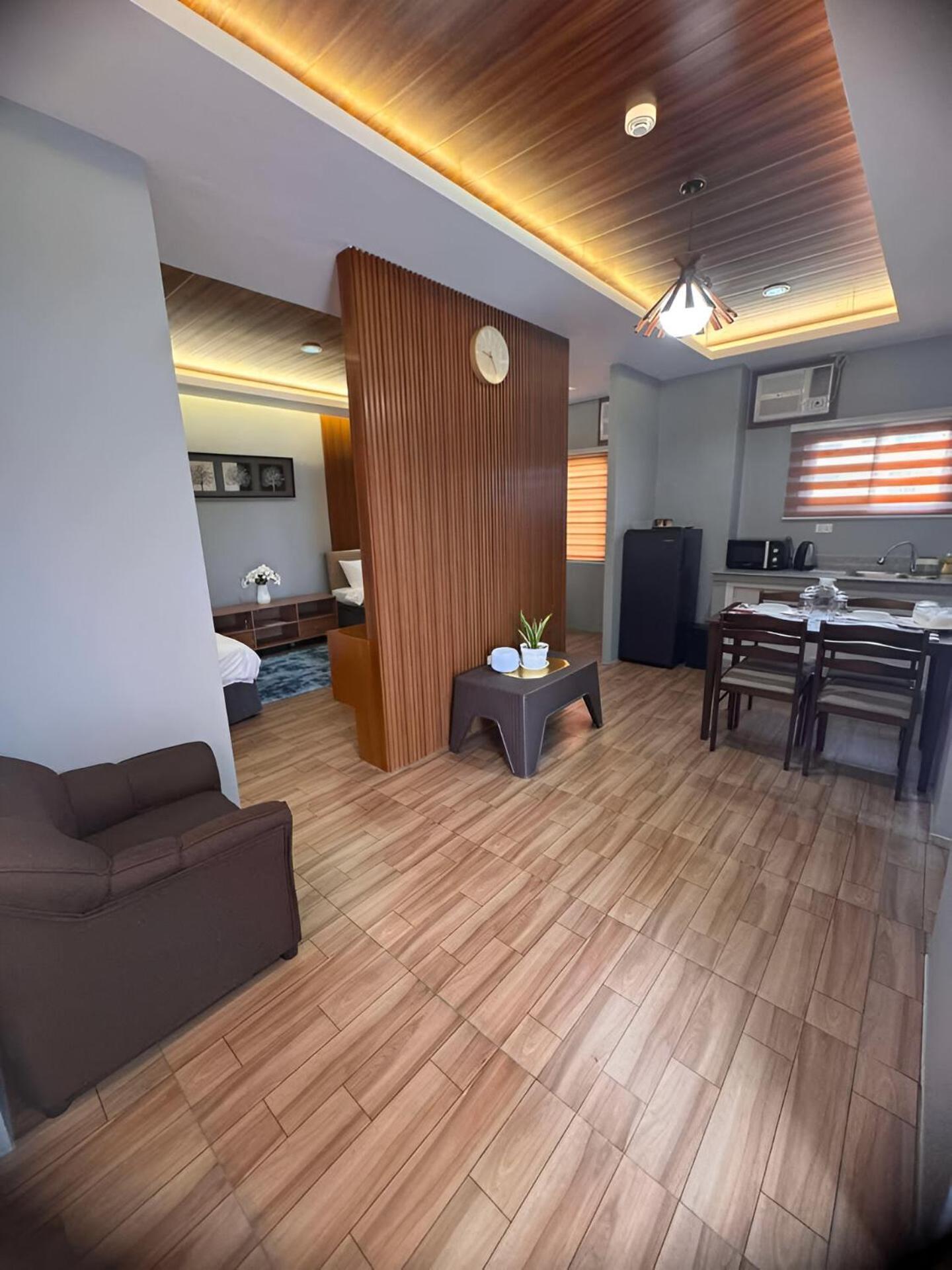 Casa Alberto Of Calapan Town Center المظهر الخارجي الصورة